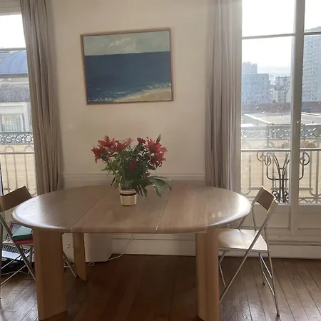 Apartamento Pretty Parisian Nest With Balcony Paris